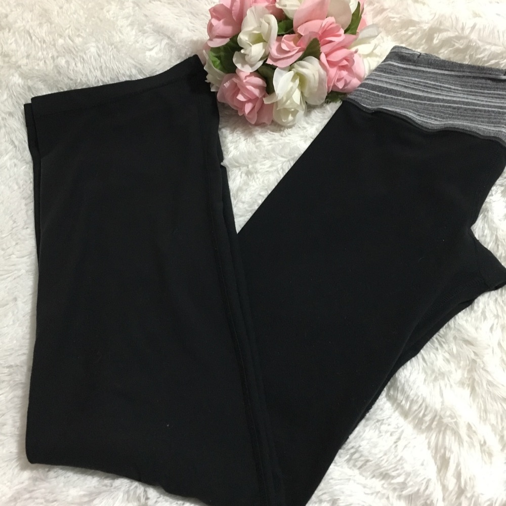 Lululemon  blank and gray reversible bootcut pants